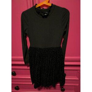 Comfy Cotton Kiddy LBD ☺️ Size 4/5